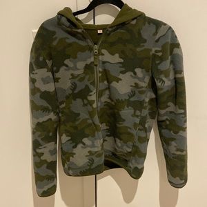 Uniqlo hooded fleece